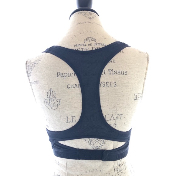 Under Amour Black Sports Bra - Picture 4 of 10